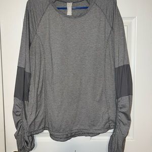 Women’s Danskin long sleeve shirt